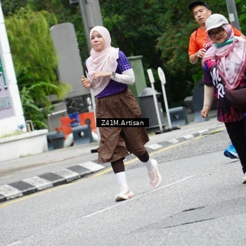 Runner Photo 8885340