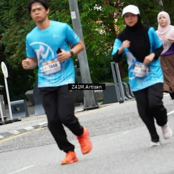 Runner Photo 8885344