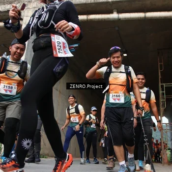 Runner Photo 8885353