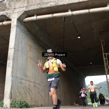 Runner Photo 8885356