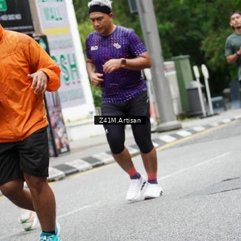 Runner Photo 8885448