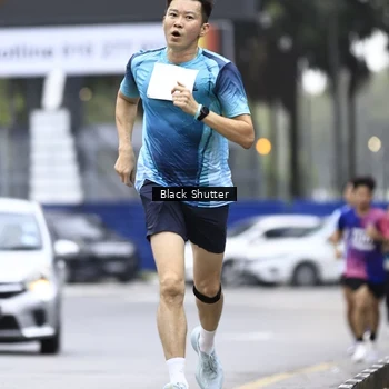 Runner Photo 8885475