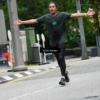 Runner Photo 8885564