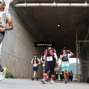 Runner Photo 8885569
