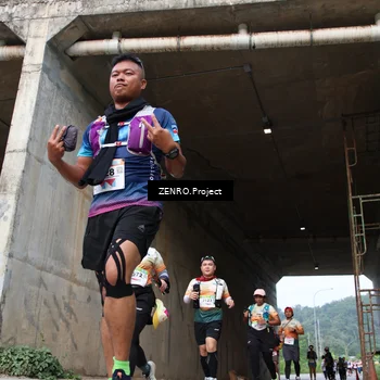 Runner Photo 8885610