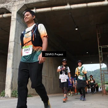 Runner Photo 8885628