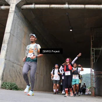 Runner Photo 8885663