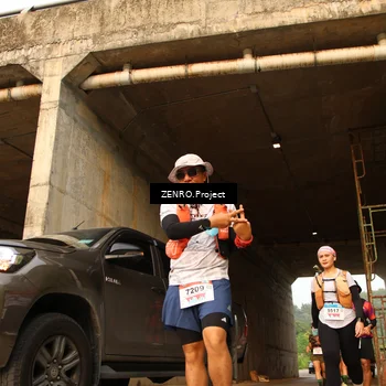 Runner Photo 8885715