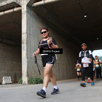 Runner Photo 8885752