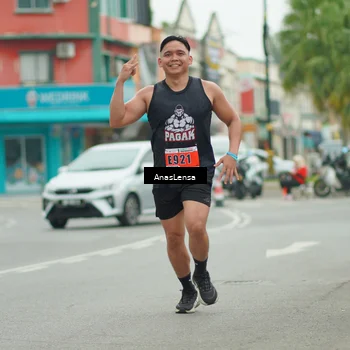Runner Photo 8885753