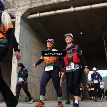 Runner Photo 8885765