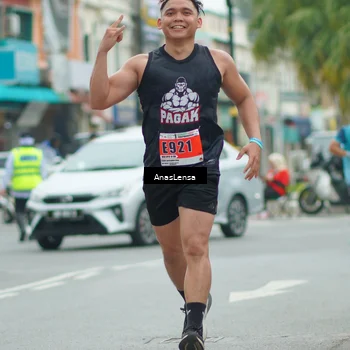 Runner Photo 8885776