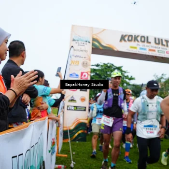 Runner Photo 8885812