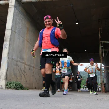 Runner Photo 8885830