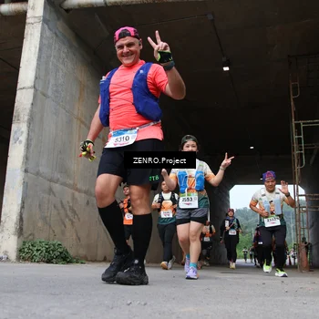 Runner Photo 8885913