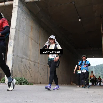 Runner Photo 8885971