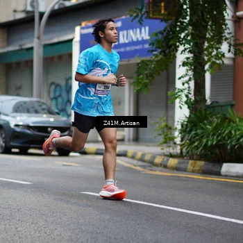 Runner Photo 8886022