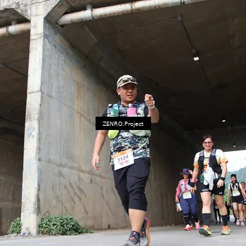 Runner Photo 8886038