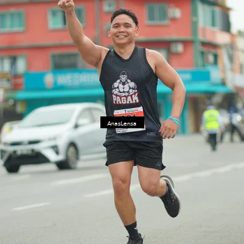 Runner Photo 8886052