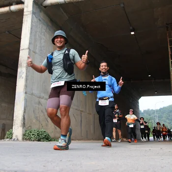 Runner Photo 8886054