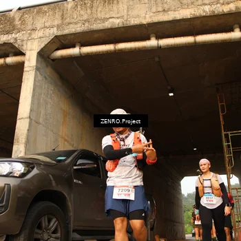 Runner Photo 8886085