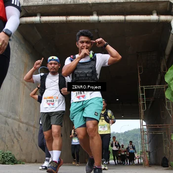 Runner Photo 8886096