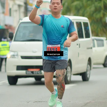 Runner Photo 8886183