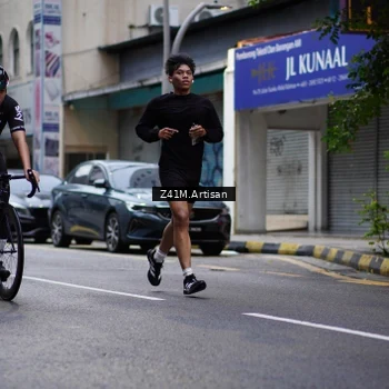 Runner Photo 8886190