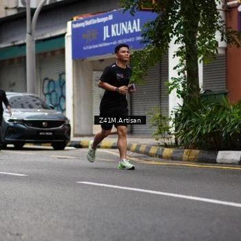 Runner Photo 8886276
