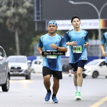 Runner Photo 8886291