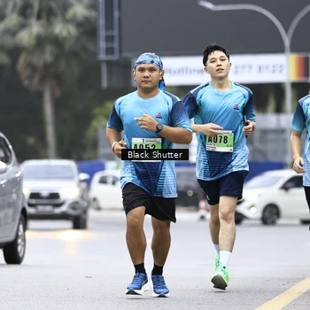 Runner Photo 8886292