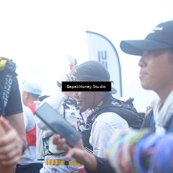 Runner Photo 8886341