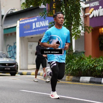 Runner Photo 8886363