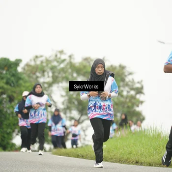 Runner Photo 8886421
