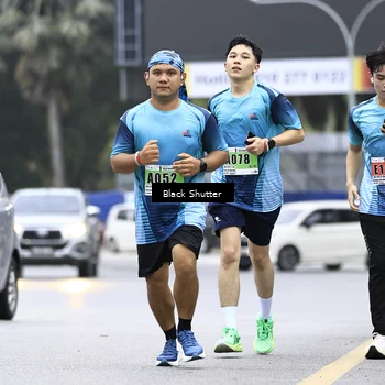 Runner Photo 8886422