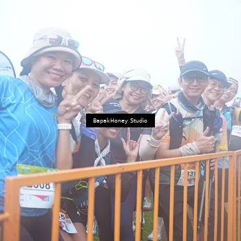 Runner Photo 8886504
