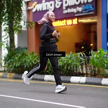 Runner Photo 8886538