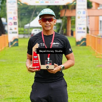 Runner Photo 8886835