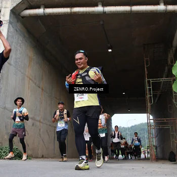 Runner Photo 8886859