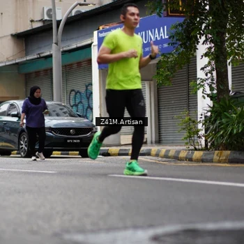 Runner Photo 8886924