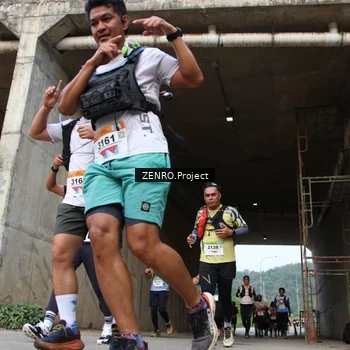 Runner Photo 8886928
