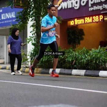 Runner Photo 8886937