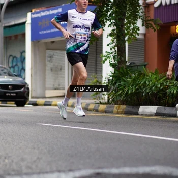 Runner Photo 8886970