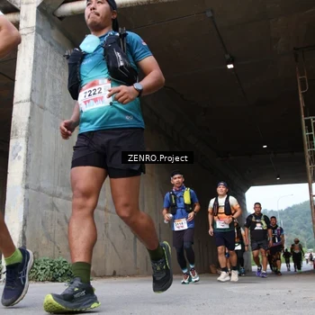 Runner Photo 8886995