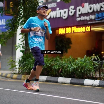 Runner Photo 8886996