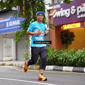 Runner Photo 8887042