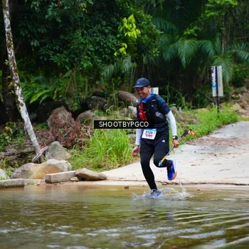 Runner Photo 8887057