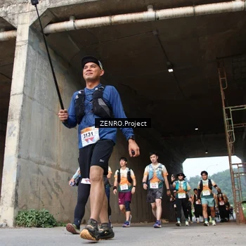 Runner Photo 8887075