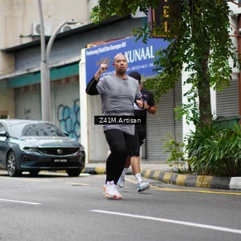 Runner Photo 8887101