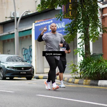 Runner Photo 8887114